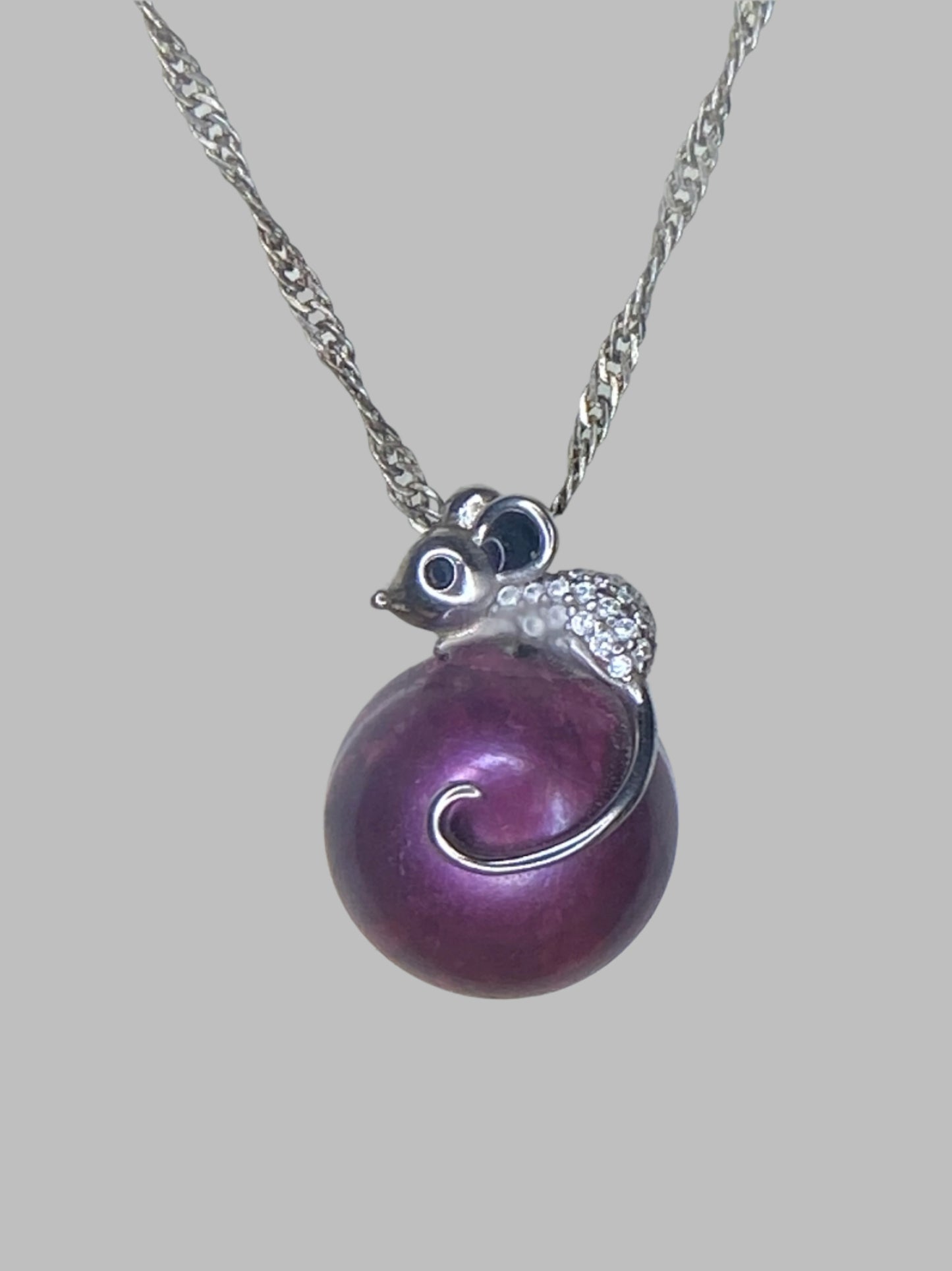 Mousepie Necklace