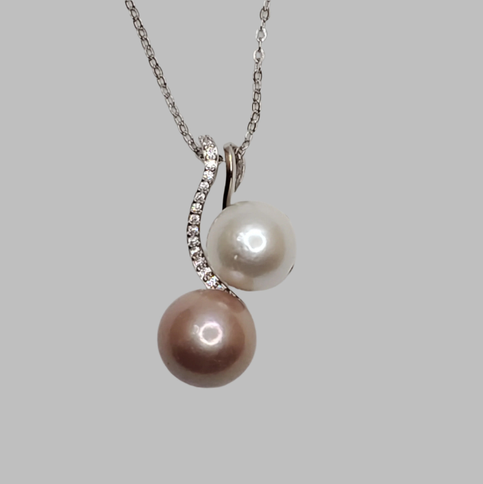 Daydreamer Necklace