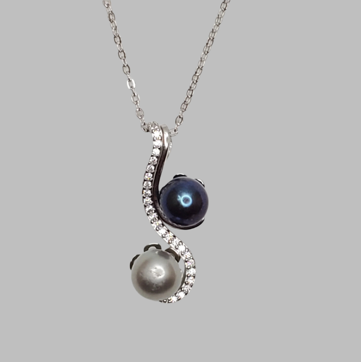 Daydreamer Necklace