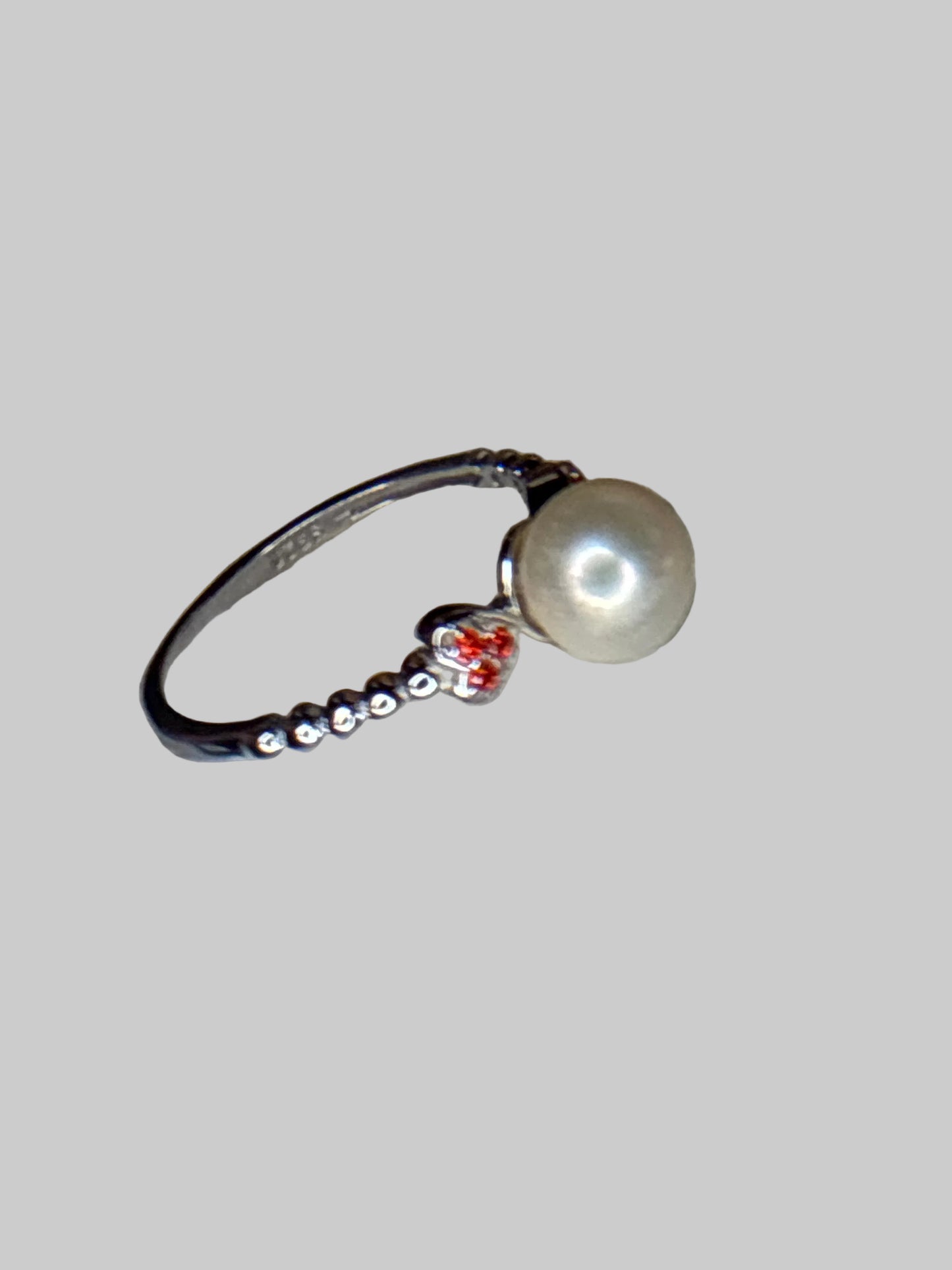 Queen of Hearts Ring