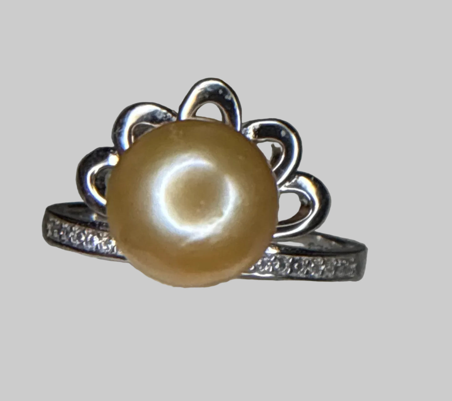 Queenie Ring