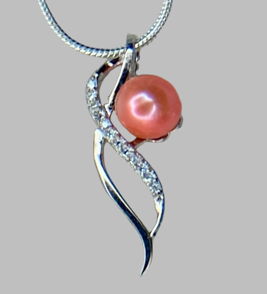 Double Swirl Pearl Necklace